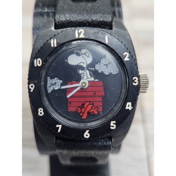 Vintage Snoopy 1965 Wind-up Watch With Rare Dive Band. Runs Great. Peanuts - Picture 4 of 8